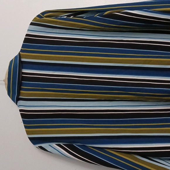 Chaus & CO size 12 women's button-up shirt with long sleeves in stripes colors. - Picture 6 of 17